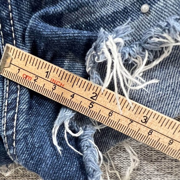 Aeropostale Jean Short Women Size 4 Blue Printed Boyfriend Cutoff Button Fly - Picture 7 of 16